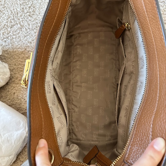 Michael Kors Bag - Picture 6 of 12